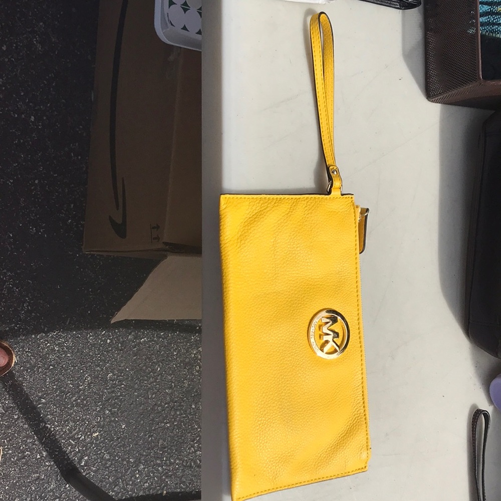 Michael Kors Clutch